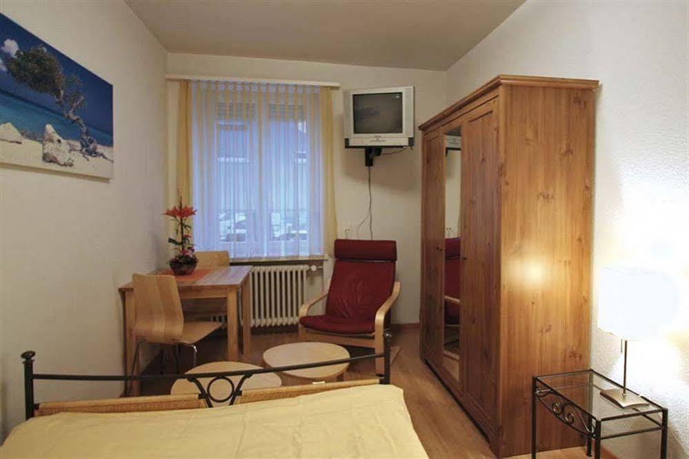 Swiss Star Zurich Sihlfeld - Self Check-In Apartment Luaran gambar